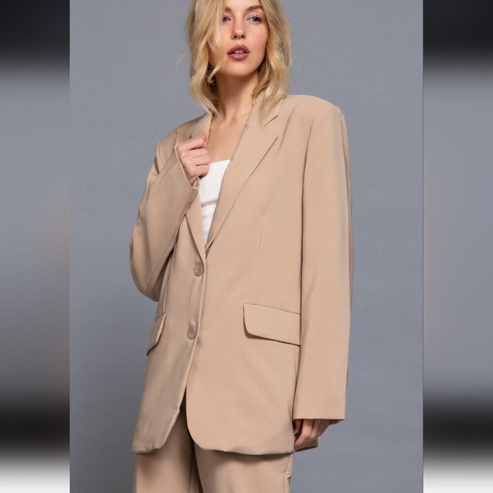 Chic Oversized Neutral Tan Blazer | Effortless Capsule Wardrobe Essential - Picture 5 of 8